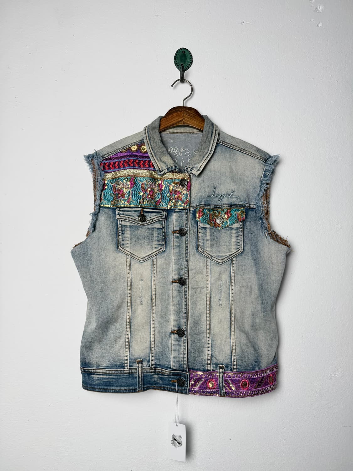 Desigual 시퀸 패치 데님 베스트 상품이미지1