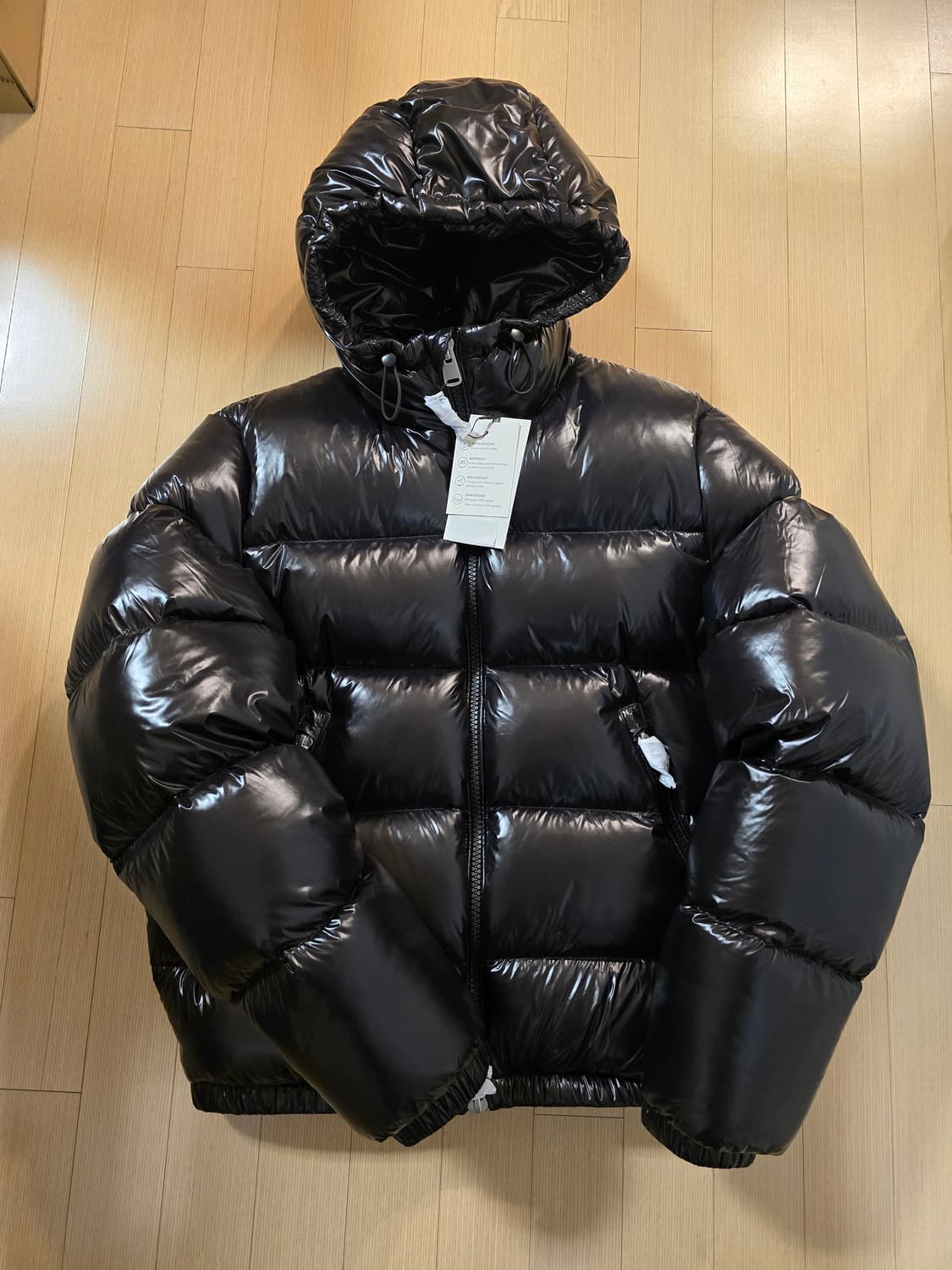 자라 25FW 유광 깃털 워터프루프 패딩 블랙 M 상품이미지6