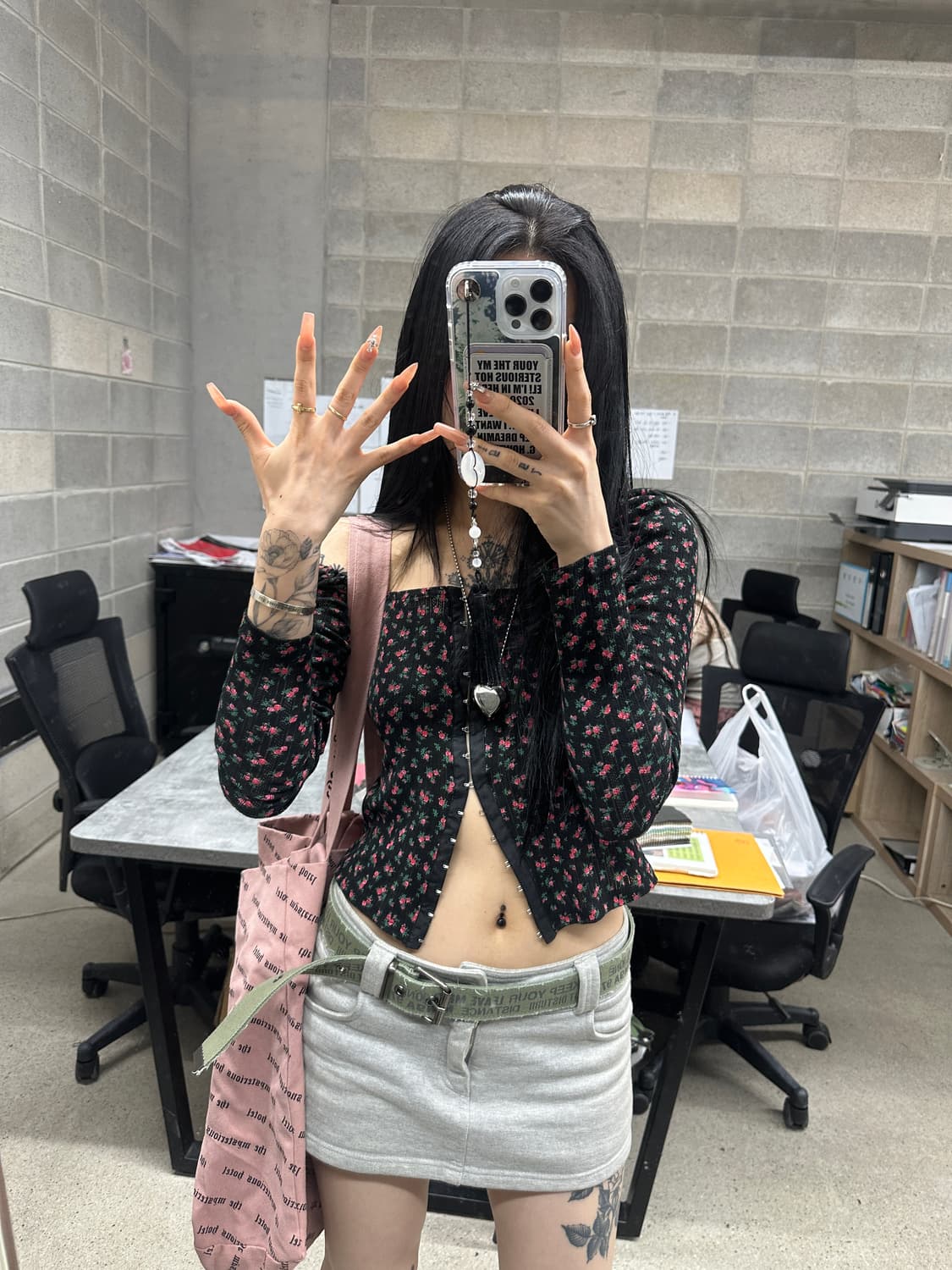 더미스테리어스호텔 마이크로스커트 1사이즈 그레이 상품이미지1