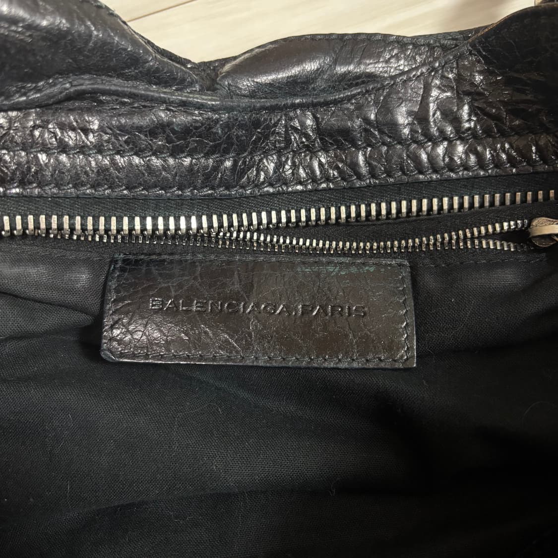 발렌시아가 자이언트 모터백 상품이미지8