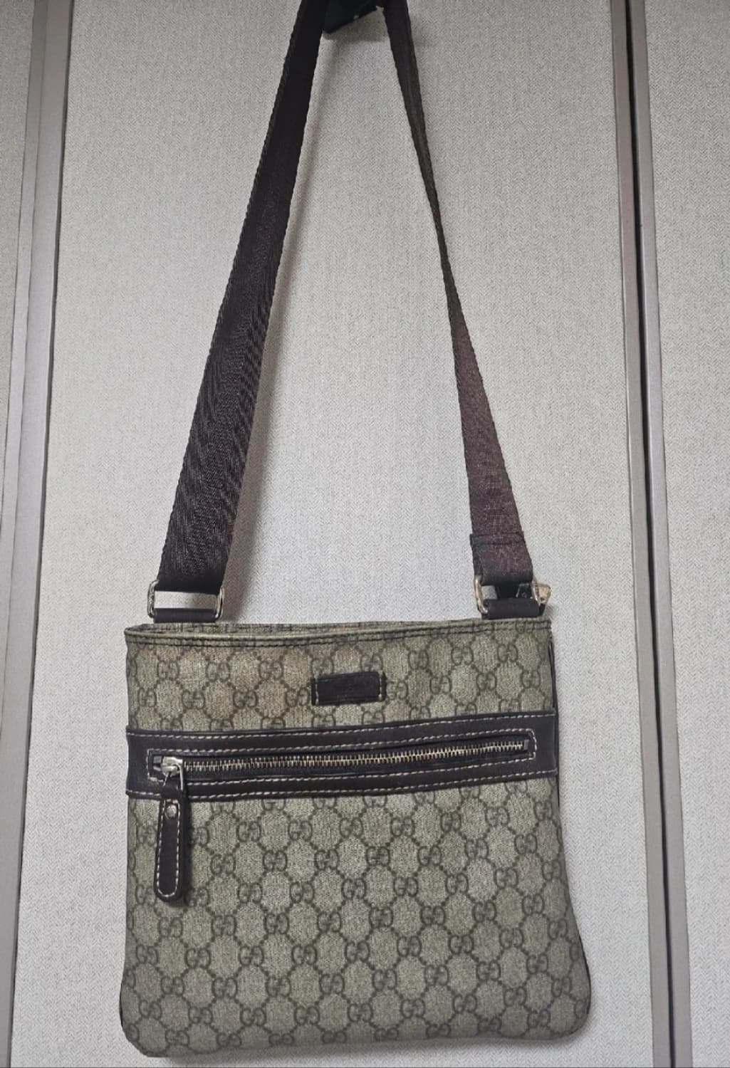 구찌 메신저 크로스백 상품이미지1