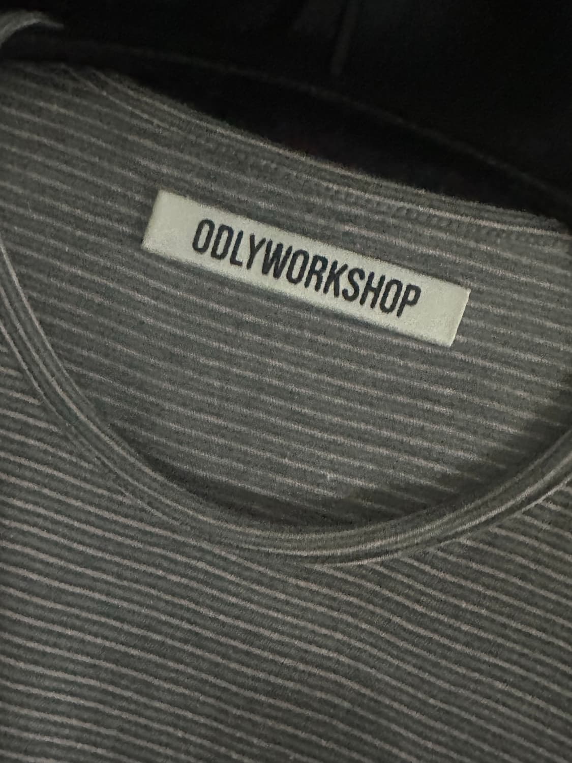 오들리워크샵 컷아웃티 [핑크/회색] 상품이미지3