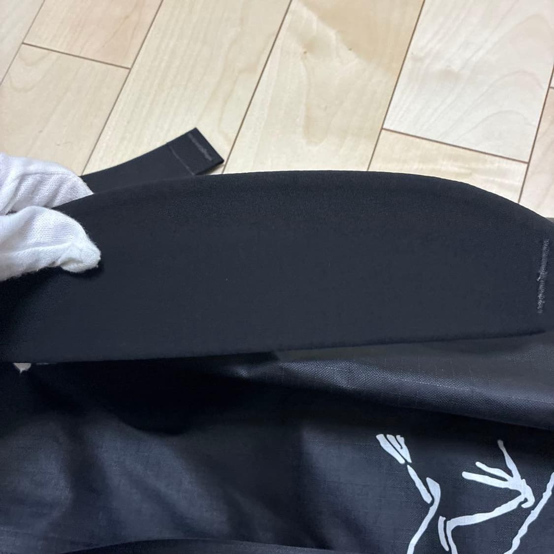 아크테릭스의 캐리어 더플백 50L 블랙 상품이미지5