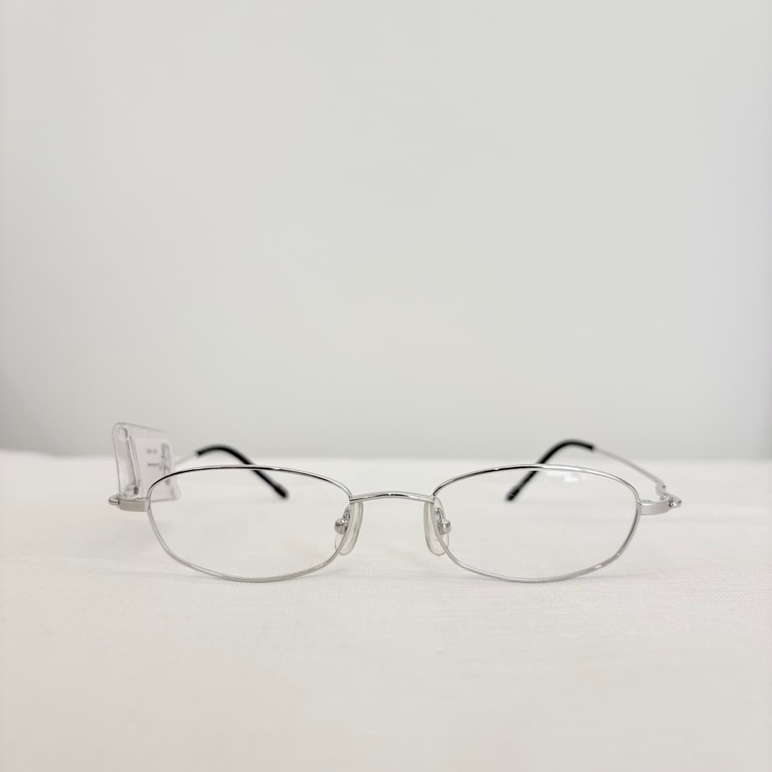 PARVIANO 실버 슬림 오벌 메탈테  상품이미지1