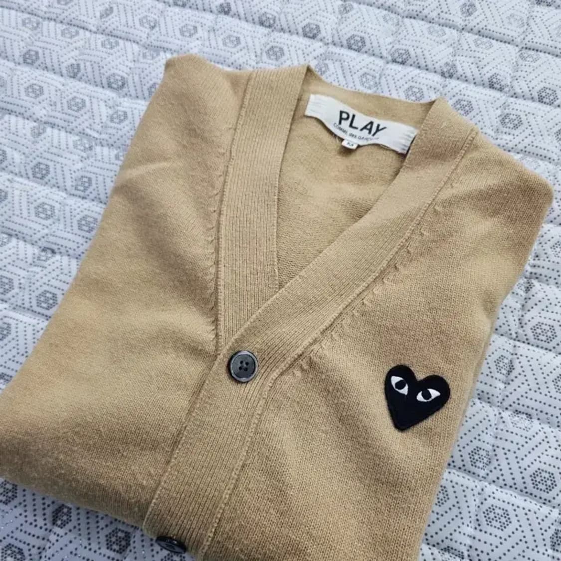 꼼데가르송 플레이 하트패치 남성 가디건 95 상품이미지4