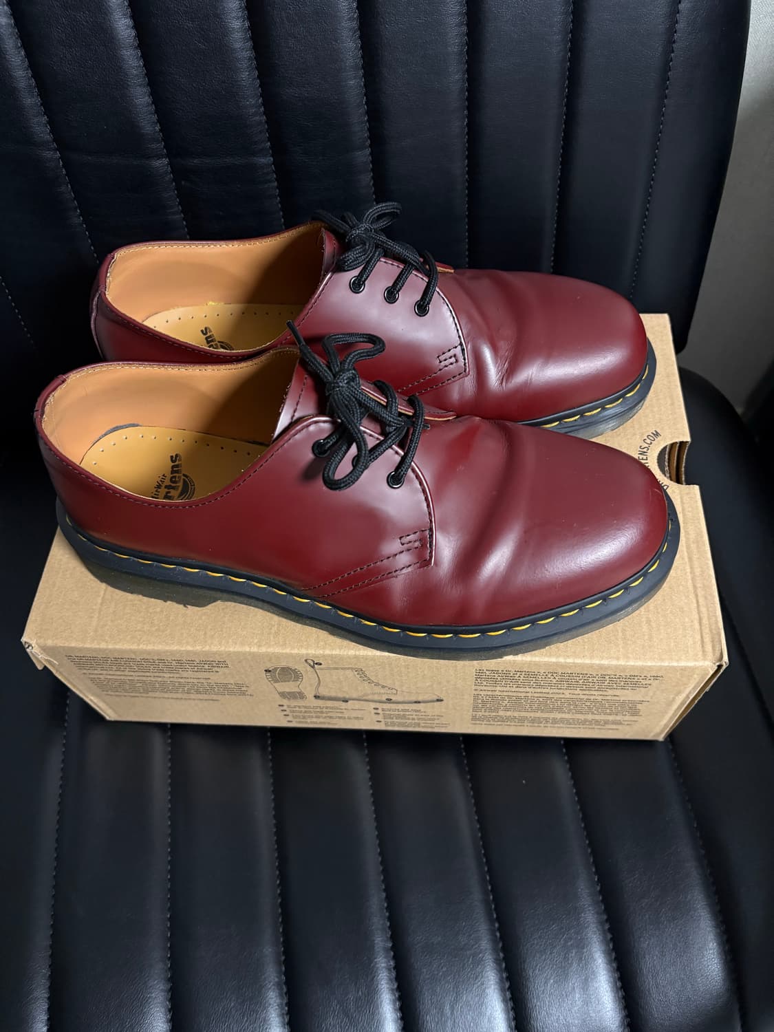 닥터마틴 체리레드 상품이미지1