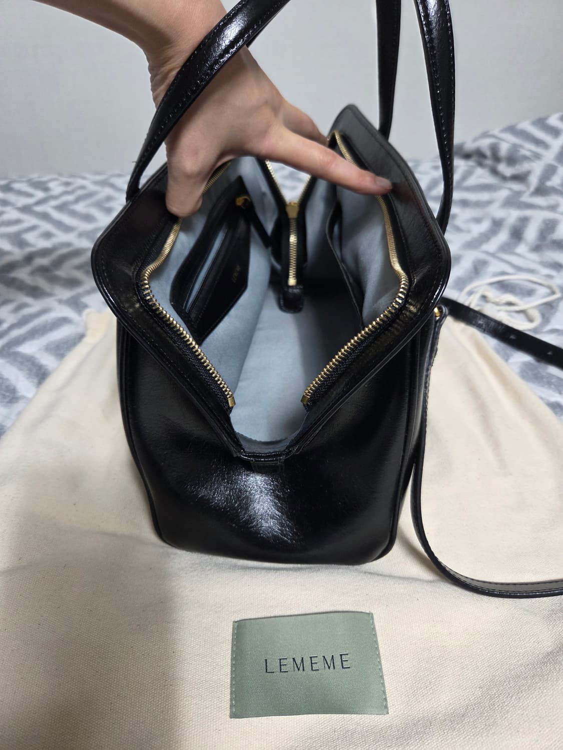 르메메 삭자뎅 Sac Jardin 블랙 크랙 천연 소가죽 가방 크로스백 상품이미지8