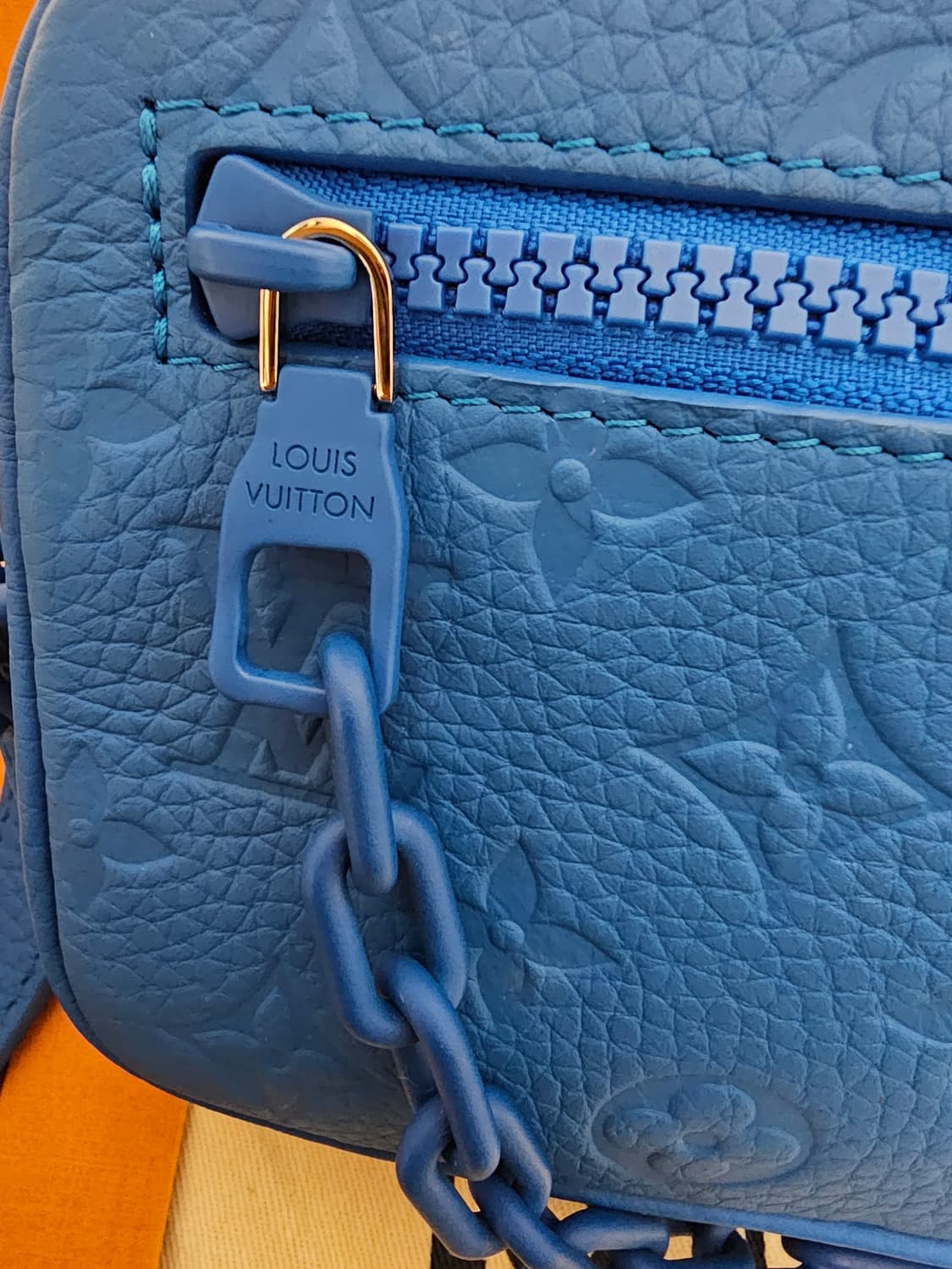 루이비통 버질아블로 한정판 포쉐트 볼가 블루체인 (새상품) 상품이미지6