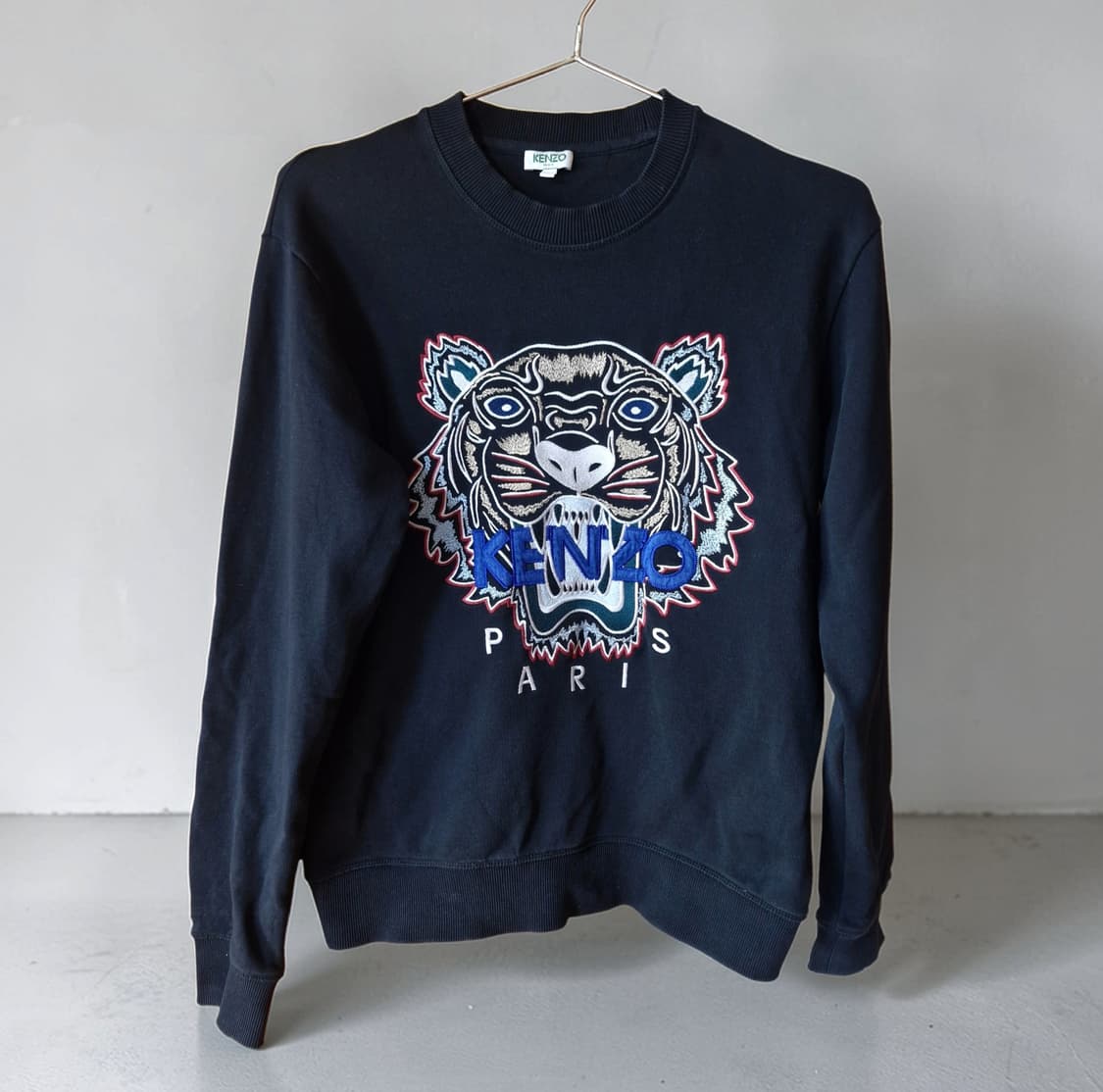 KENZO 겐조 블랙 타이거 맨투맨 M 상품이미지2