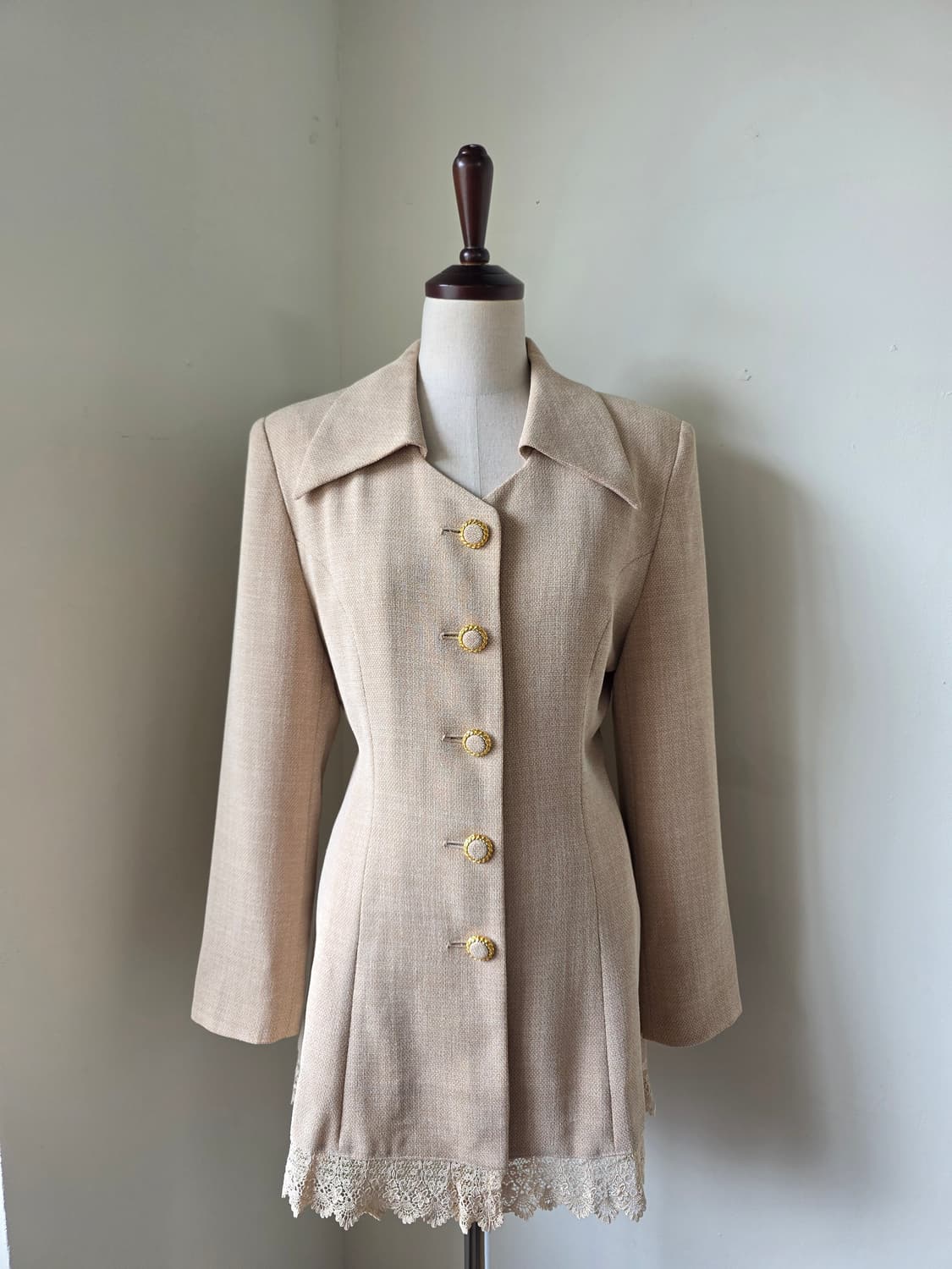 베이지 레이스 장식 롱 자켓 상품이미지2