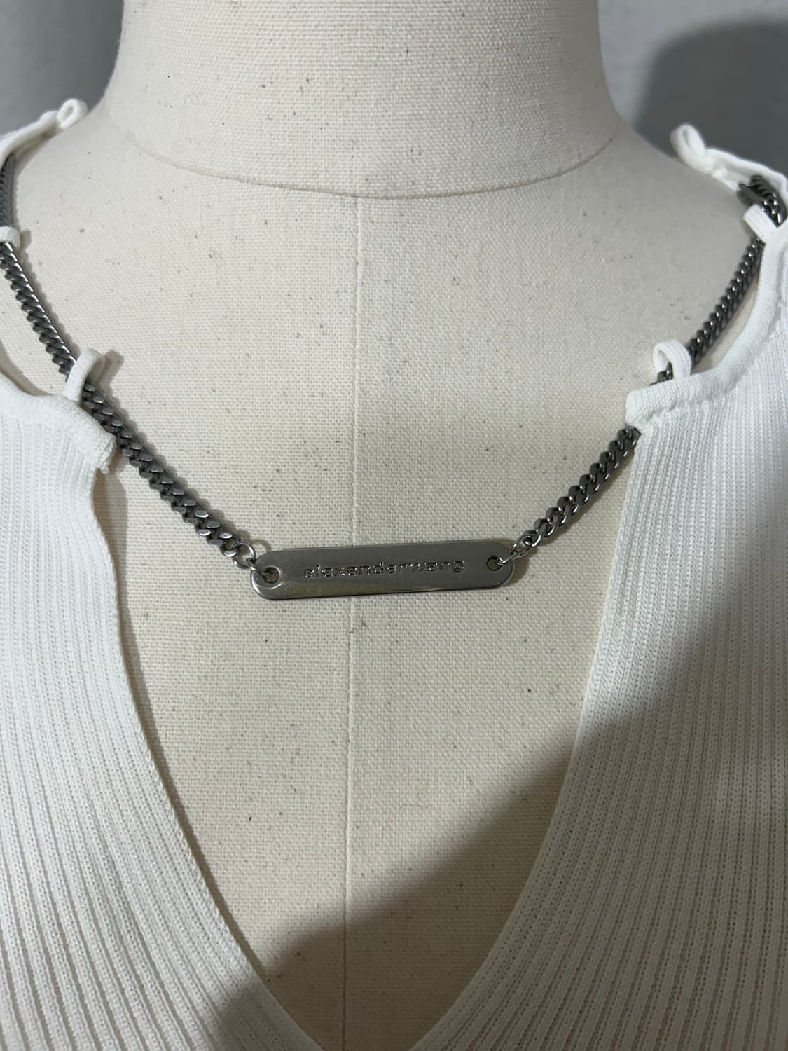 알렉산더왕 브이넥 체인 반팔 니트 -미착용새상품,택포함- 상품이미지2