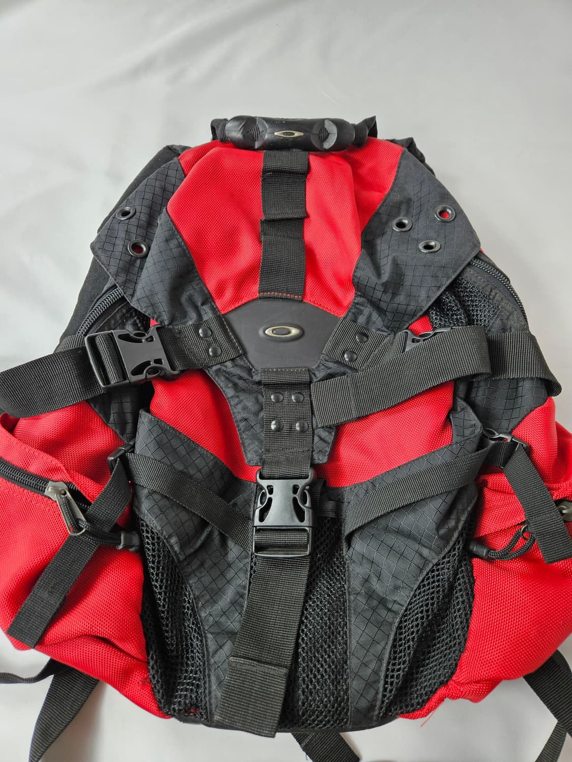 오클리 아이콘 RC백 레드 스포츠 백팩 가방 상품이미지2