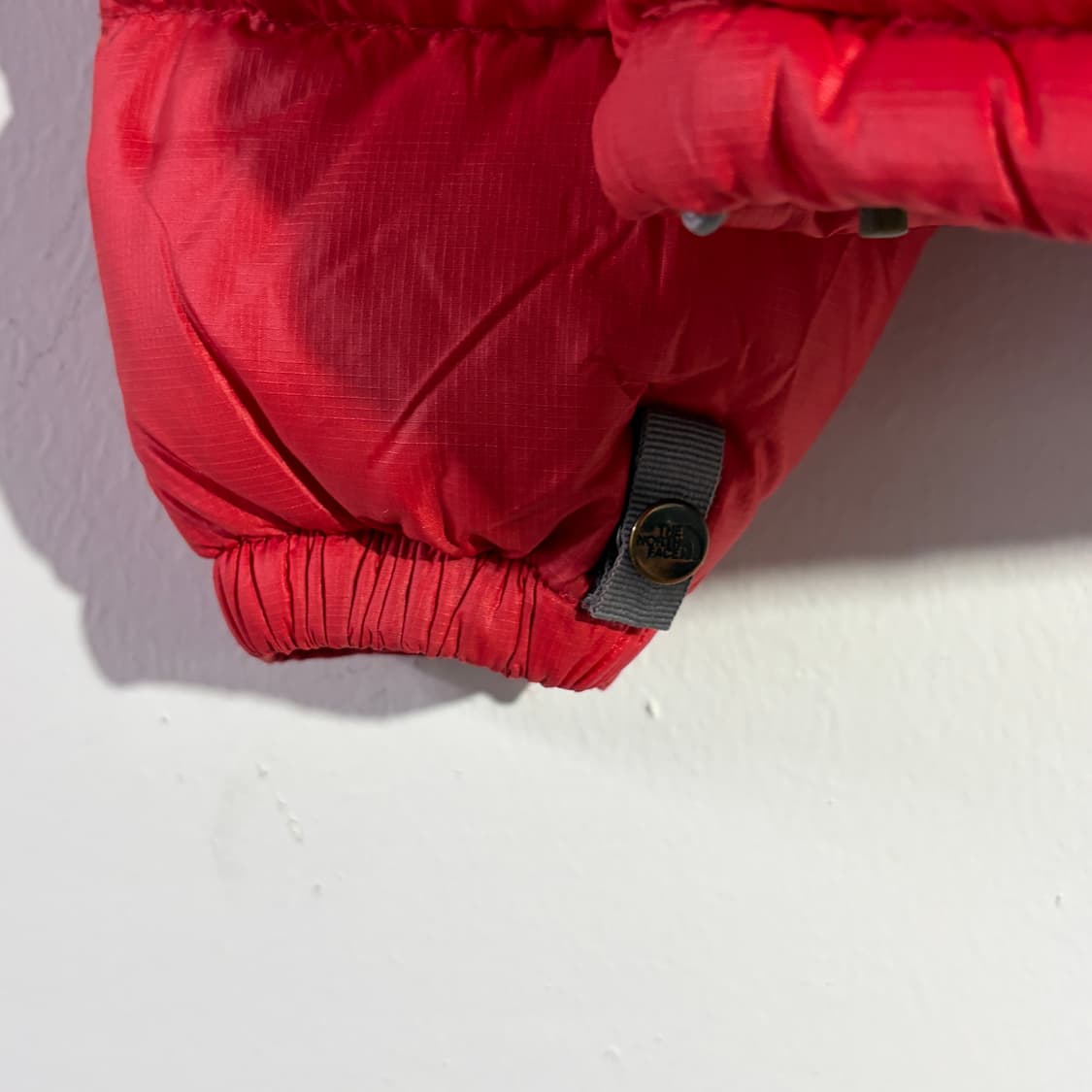 노스페이스 빈티지 레드 경량 다운 자켓 상품이미지5