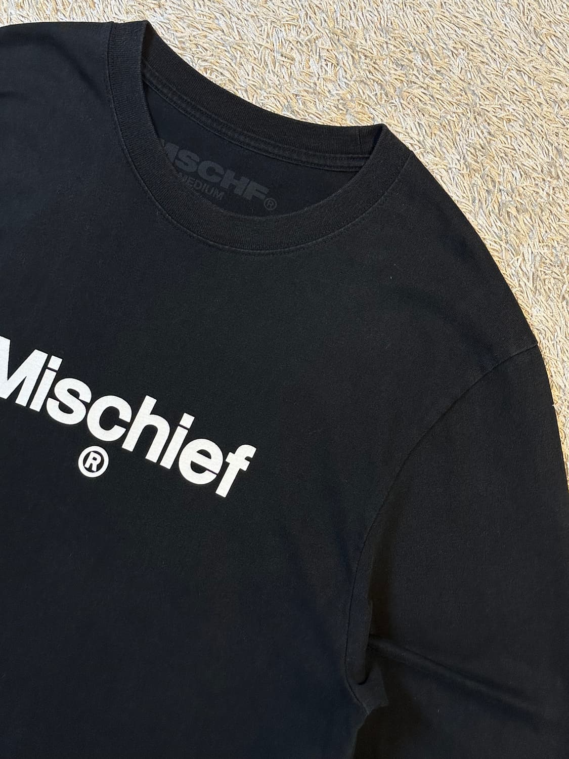 미스치프 MSCHF 유니폼 로고 롱슬리브 블랙 상품이미지2