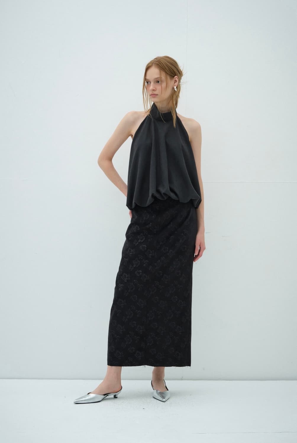 오버듀플레어 롱스커트 black rose 상품이미지1