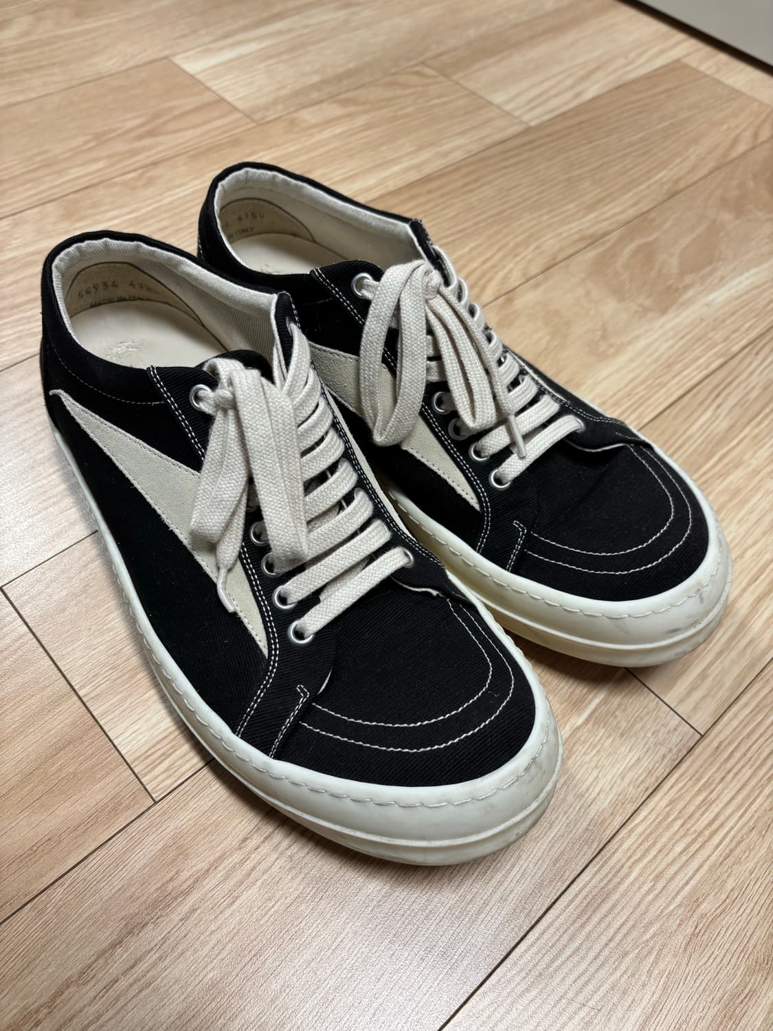 [265] 릭오웬스 다크쉐도우 빈티지 스니커즈 블랙/밀크 상품이미지3