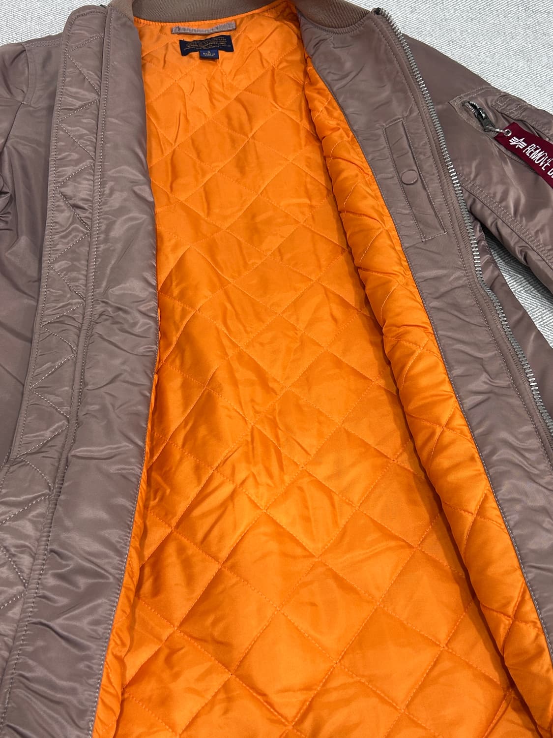 알파인더스트리 ma-1 롱 항공점퍼 봄버 S 상품이미지10