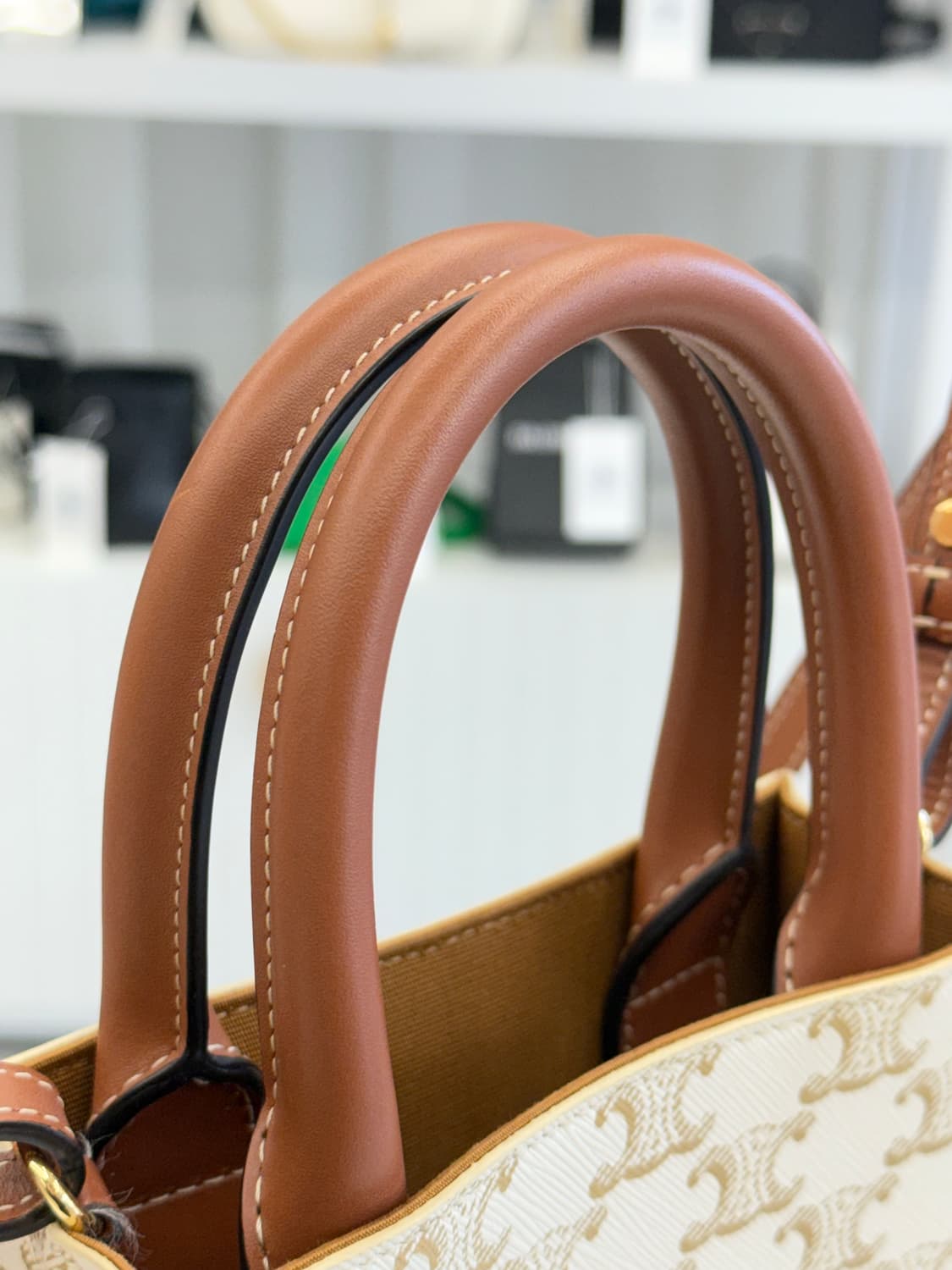 [미니] 셀린느 트리옹프 버티컬 카바스백 상품이미지6