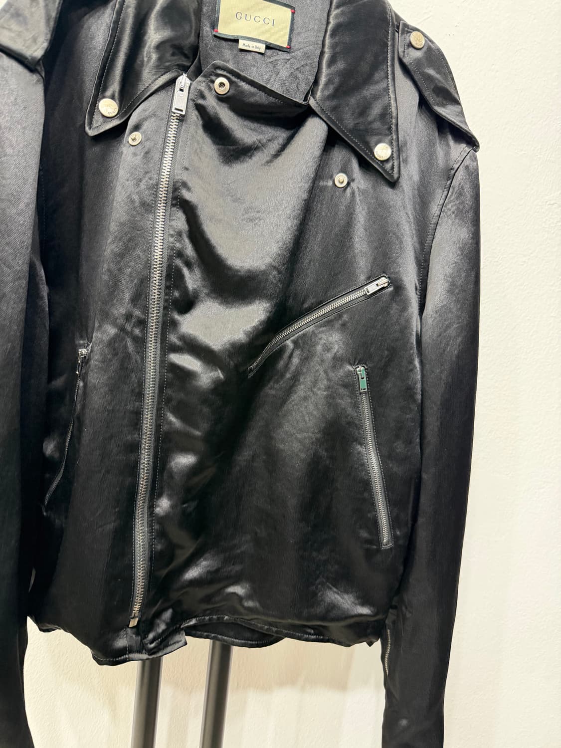 매장판정품) 구찌 블랙 라이더 가죽 자켓 실크느낌 46 상품이미지3