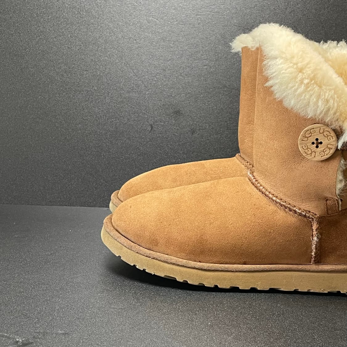 [250] UGG 어그 베일리 버튼 II 상품이미지5