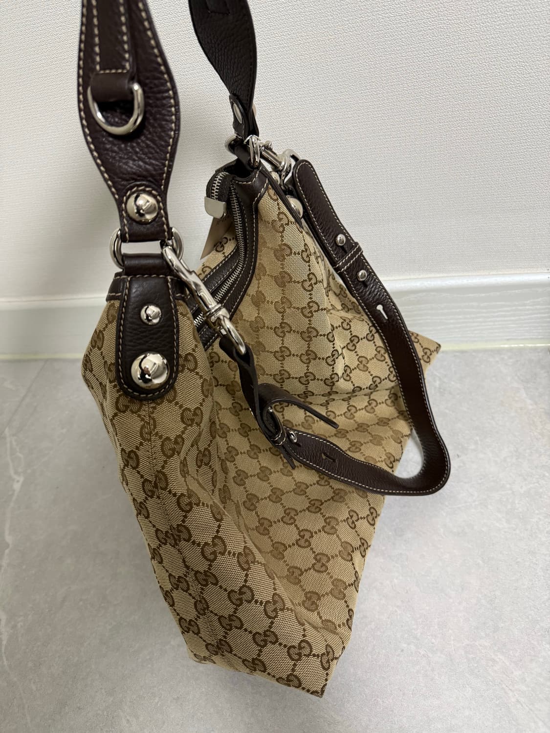 구찌 GG 슈프림 호보백 토트백 상품이미지3