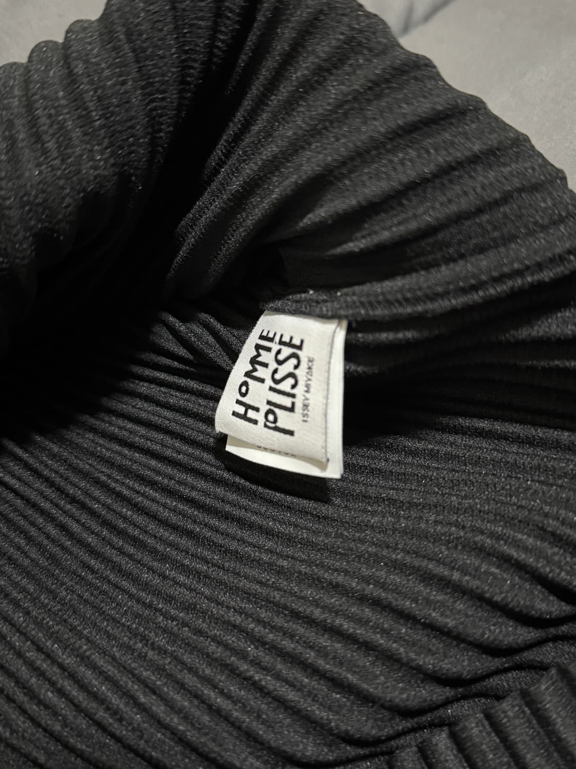 [2] 이세이미야케 옴므플리세 하이넥 롱 슬리브 상품이미지3