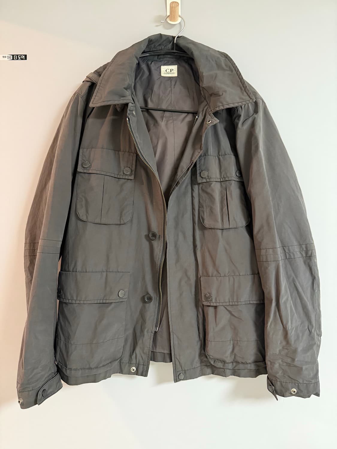 c.p. company 고글 자켓 상품이미지1