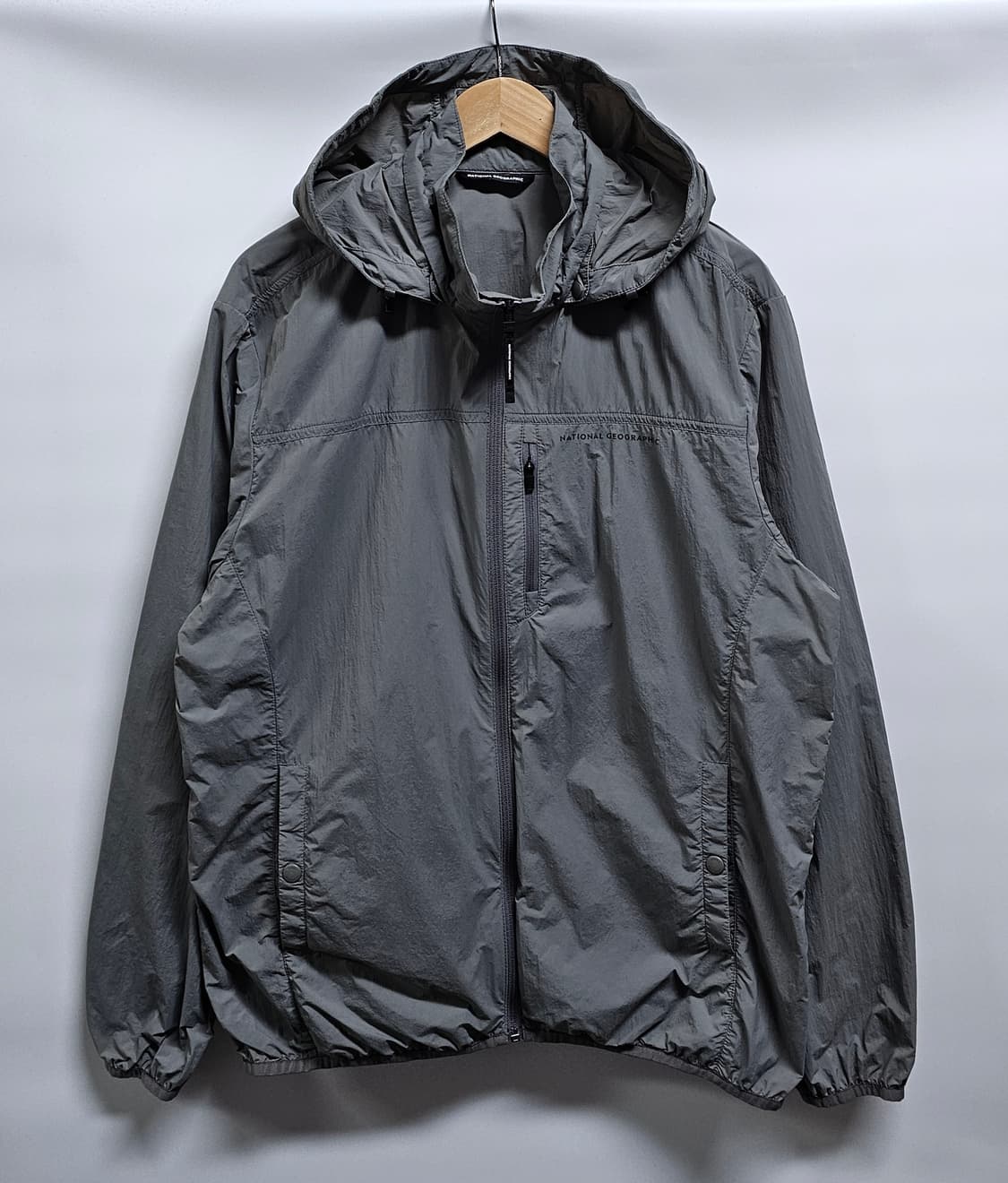 내셔널지오그래픽 후드 바람막이 그레이 2XL 상품이미지1