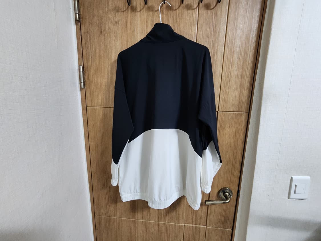 (XL)여성 언더아머 UA 우븐 오버사이즈 풀 집 자켓 바람막이 점퍼 상품이미지4