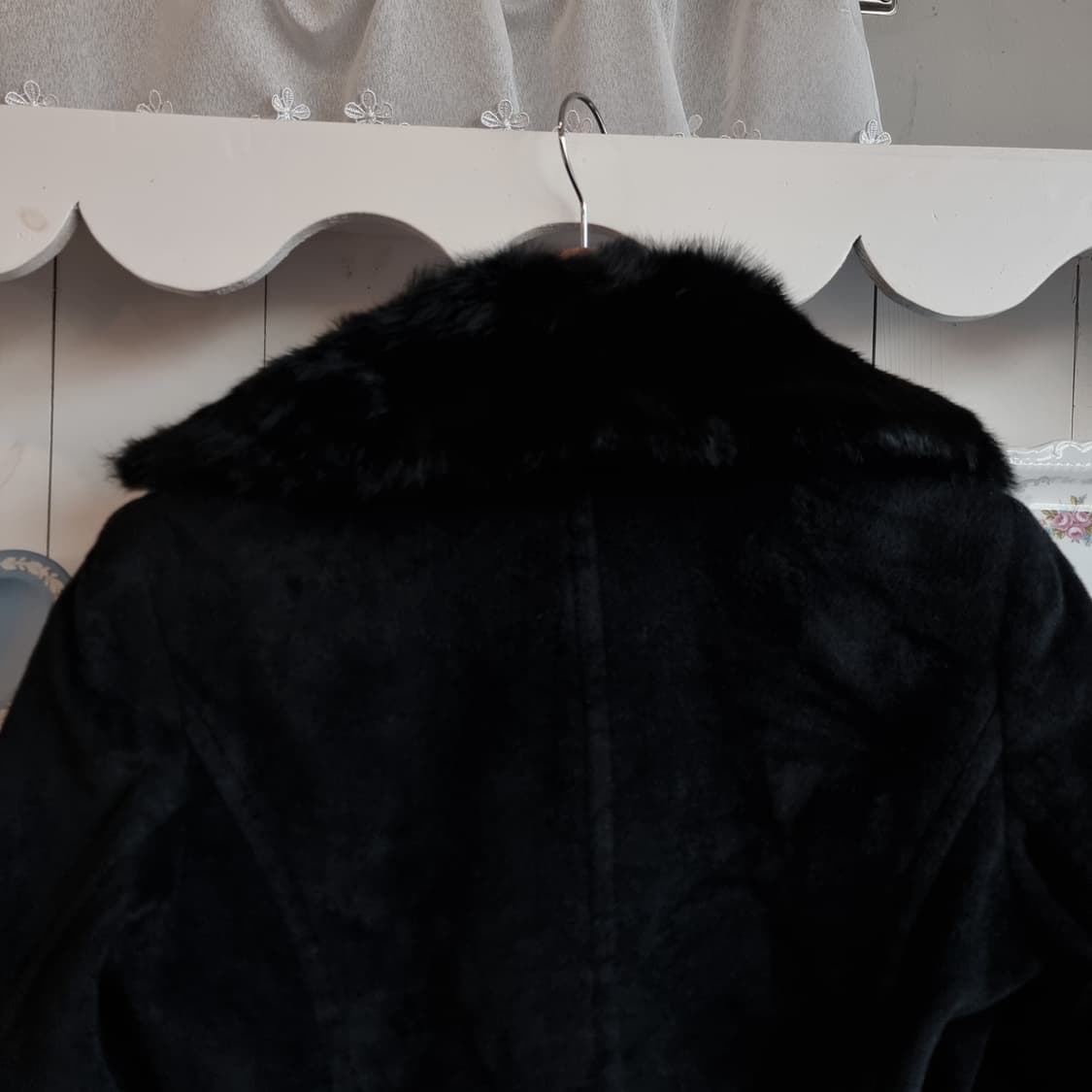 블랙 퍼카라 벨티드 코트 상품이미지6