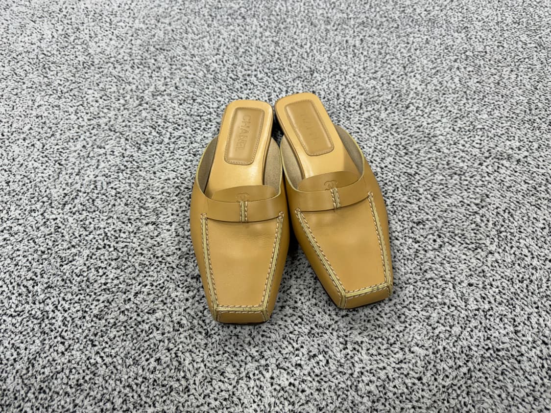 샤넬 코코마크 뮬 상품이미지2