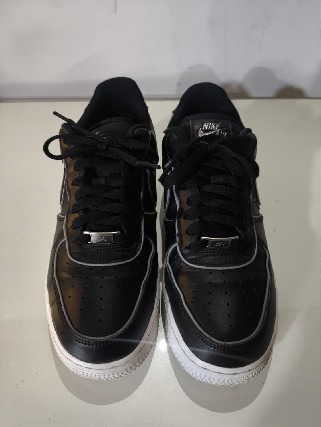 260mm 나이키 에어포스 1 '07 LV8 야광 흰검  상품이미지4