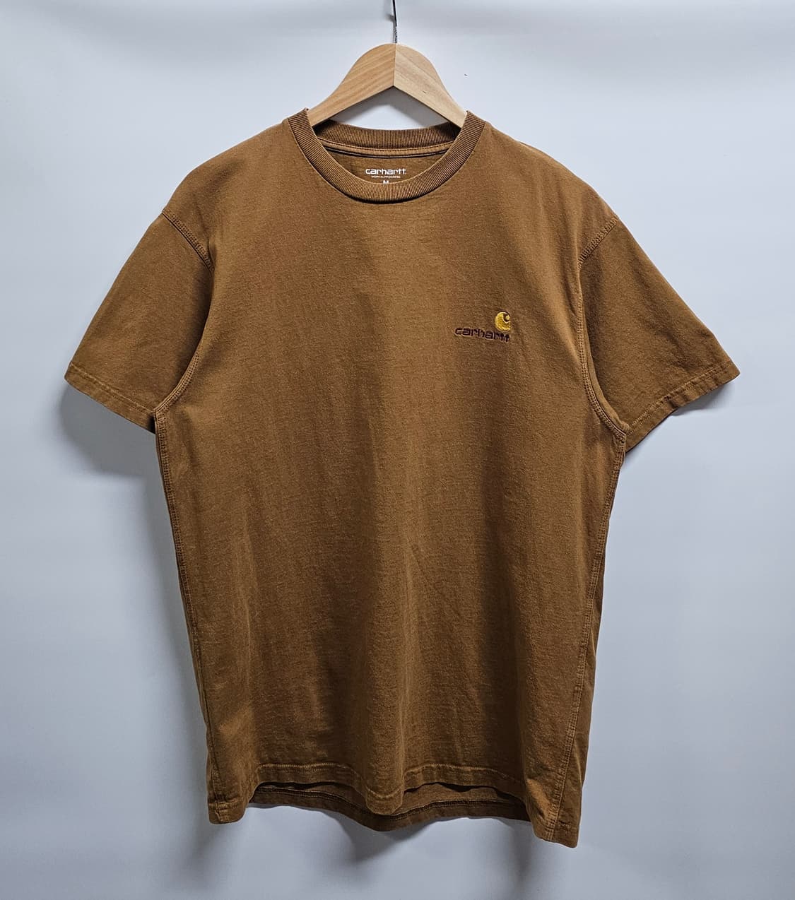 칼하트 WIP 브라운 반팔티셔츠 M 상품이미지1