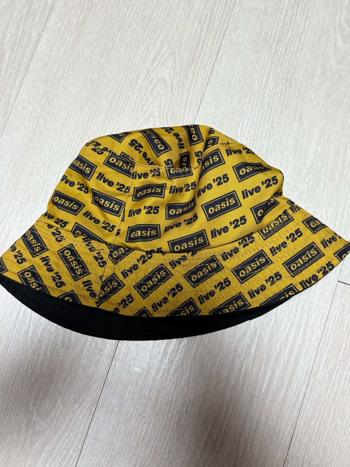 오아시스 라이브25 VIP 머천다이즈 리버시블 버킷햇 상품이미지3