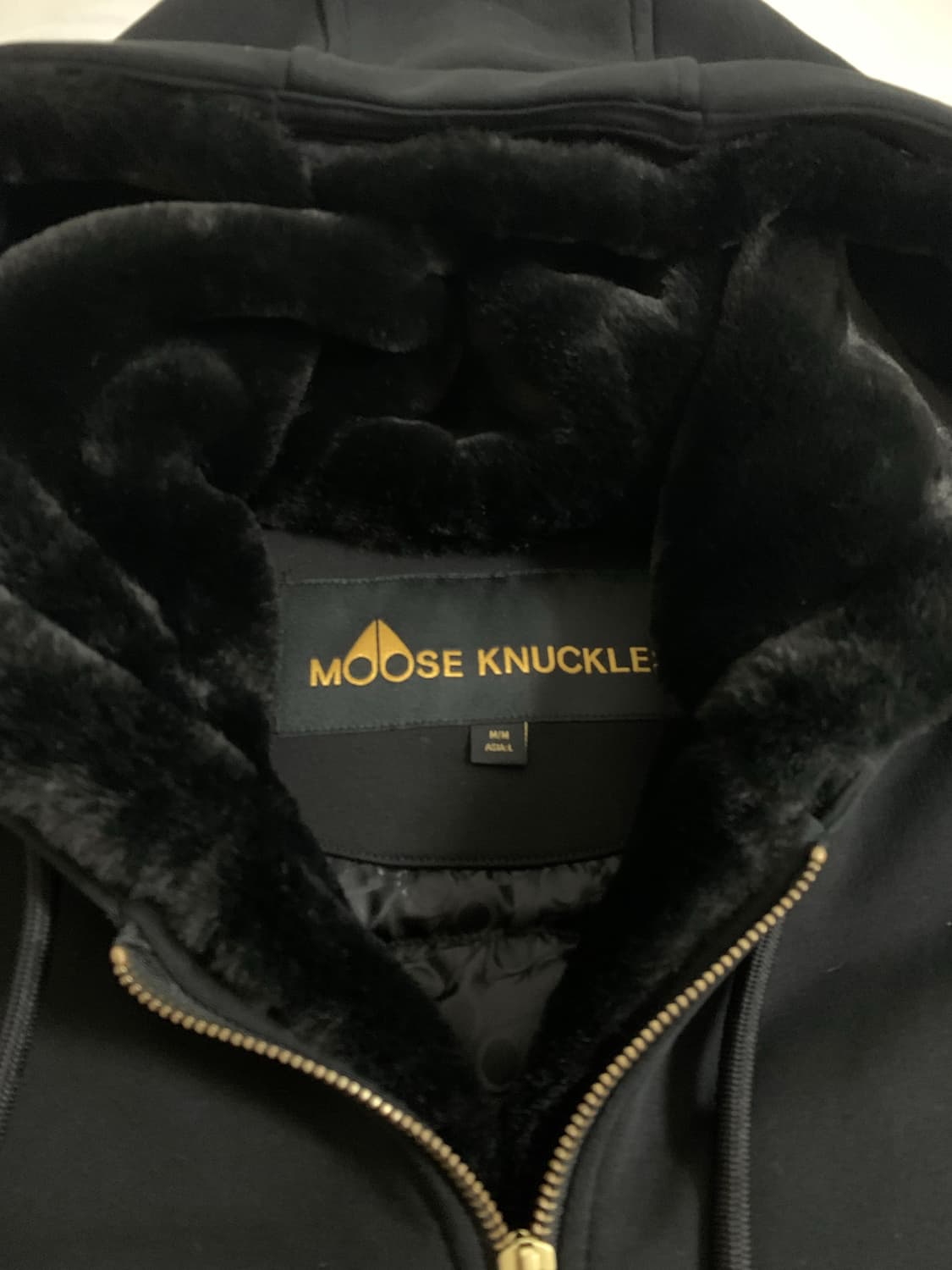 무스너클 버니스웨터 금장 상품이미지3