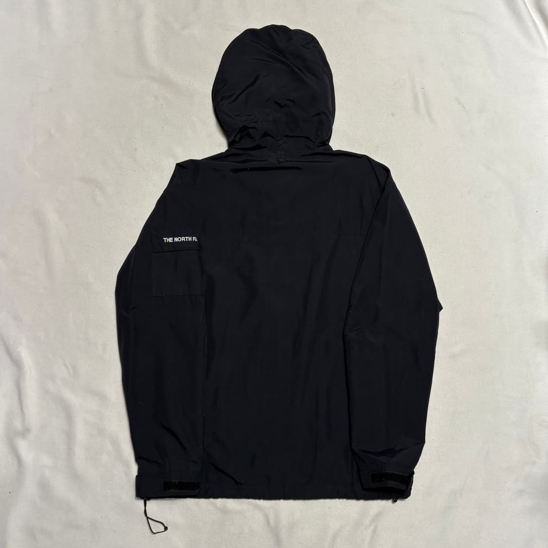 100 노스페이스 암포켓 블랙 바람막이 자켓 상품이미지3
