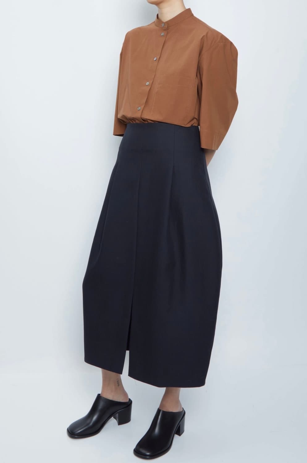 스튜디오 니콜슨 레이나 돌도니 스커트 상품이미지3