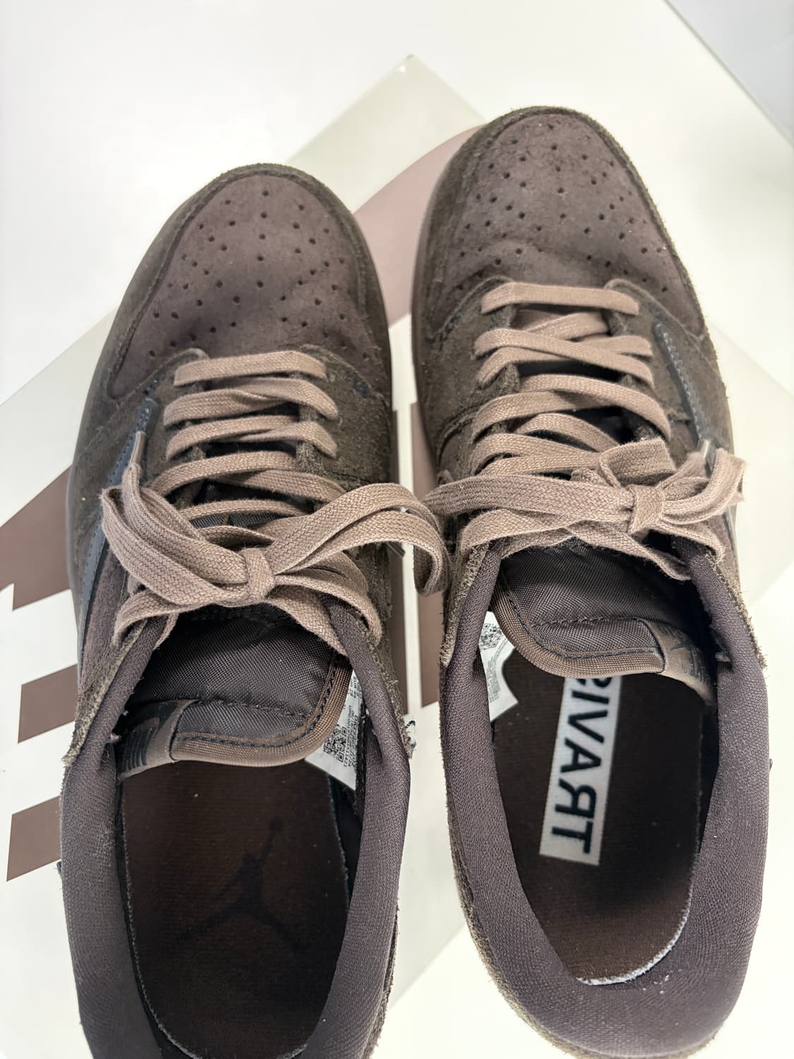 나이키 트래비스 스캇 조단 1 벨벳 브라운 280 상품이미지2