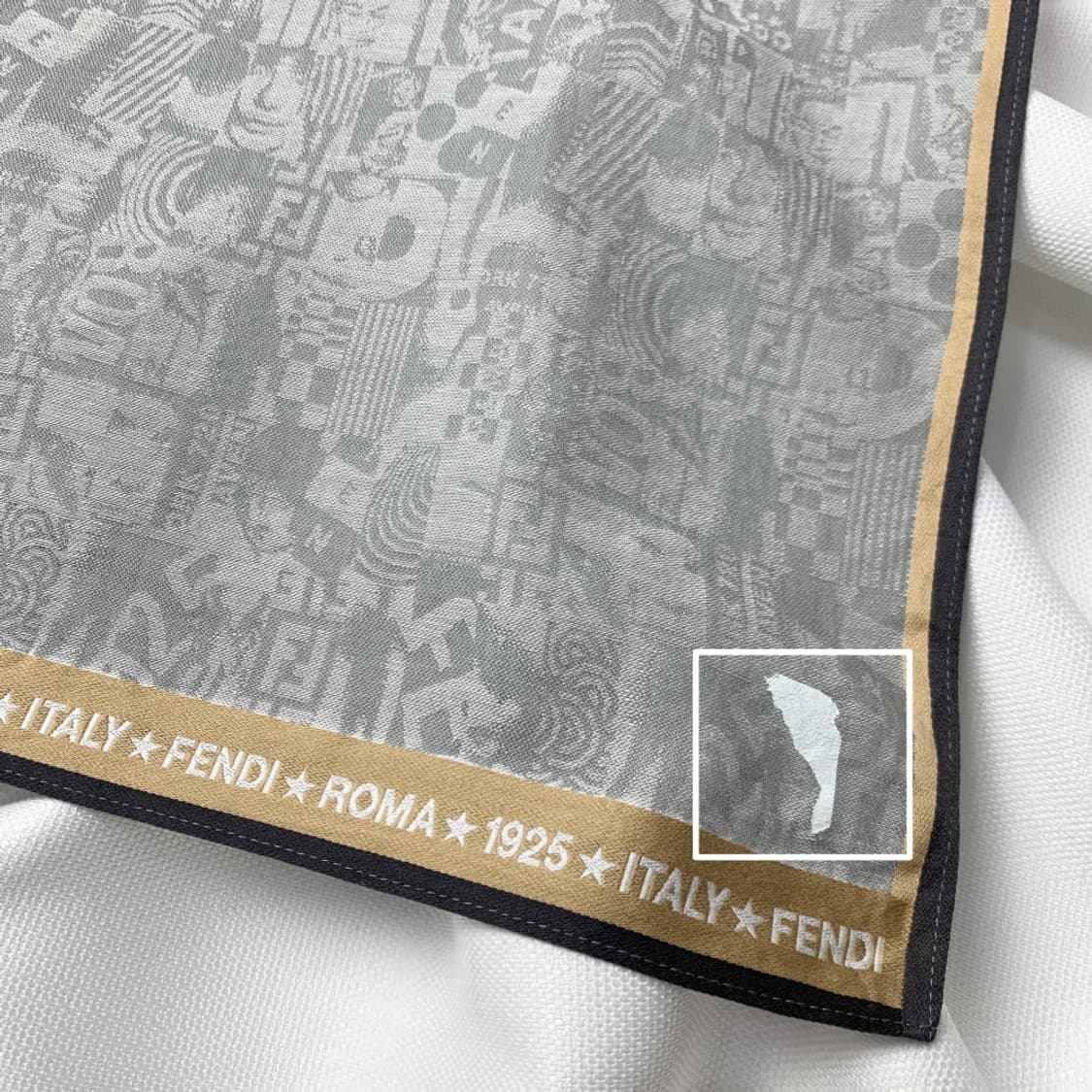 [정품] Fendi 펜디 1925 빈티지 쁘띠스카프 손수건 상품이미지2