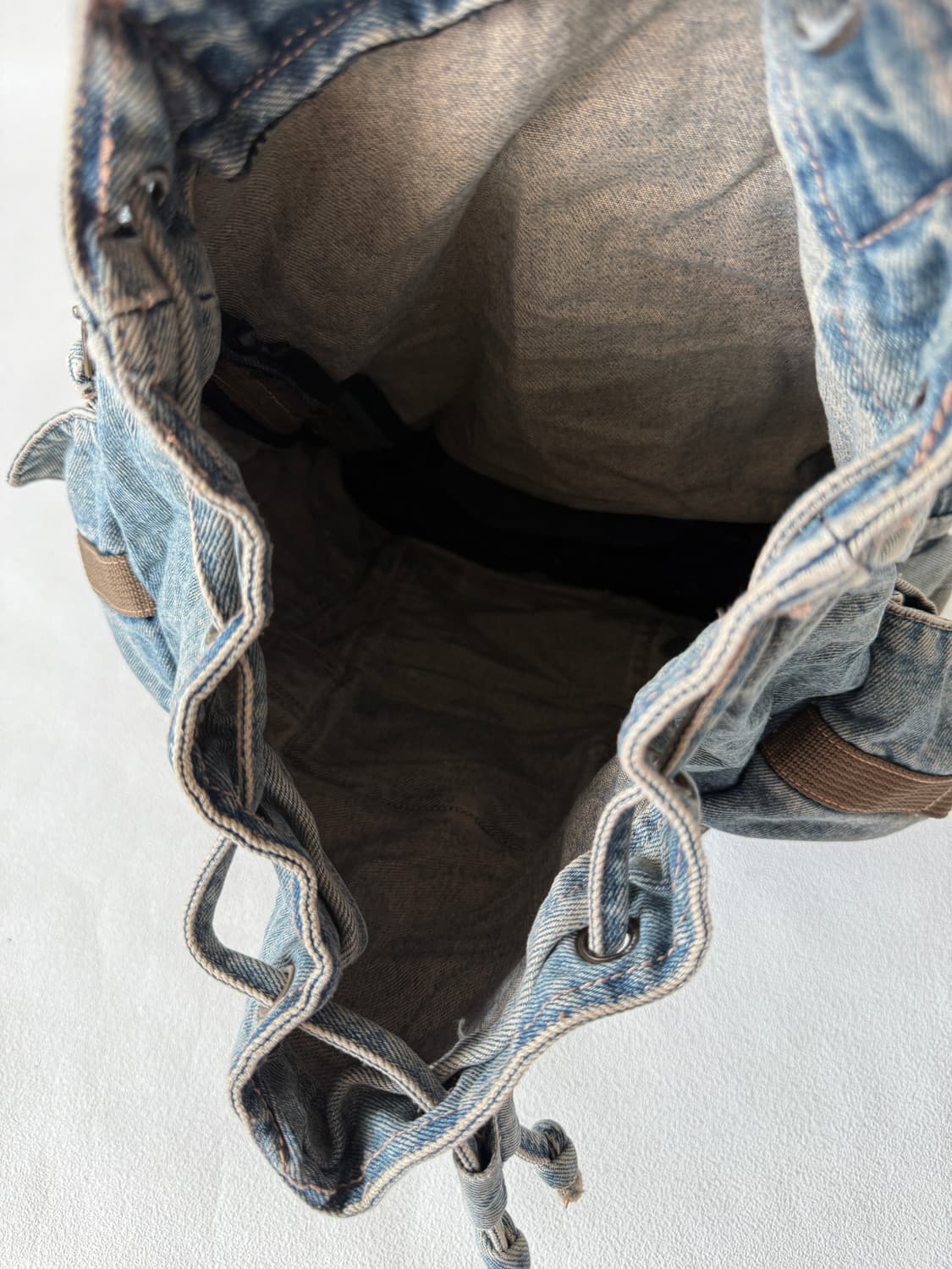 Pre owned 데님 3포켓 백팩 상품이미지10