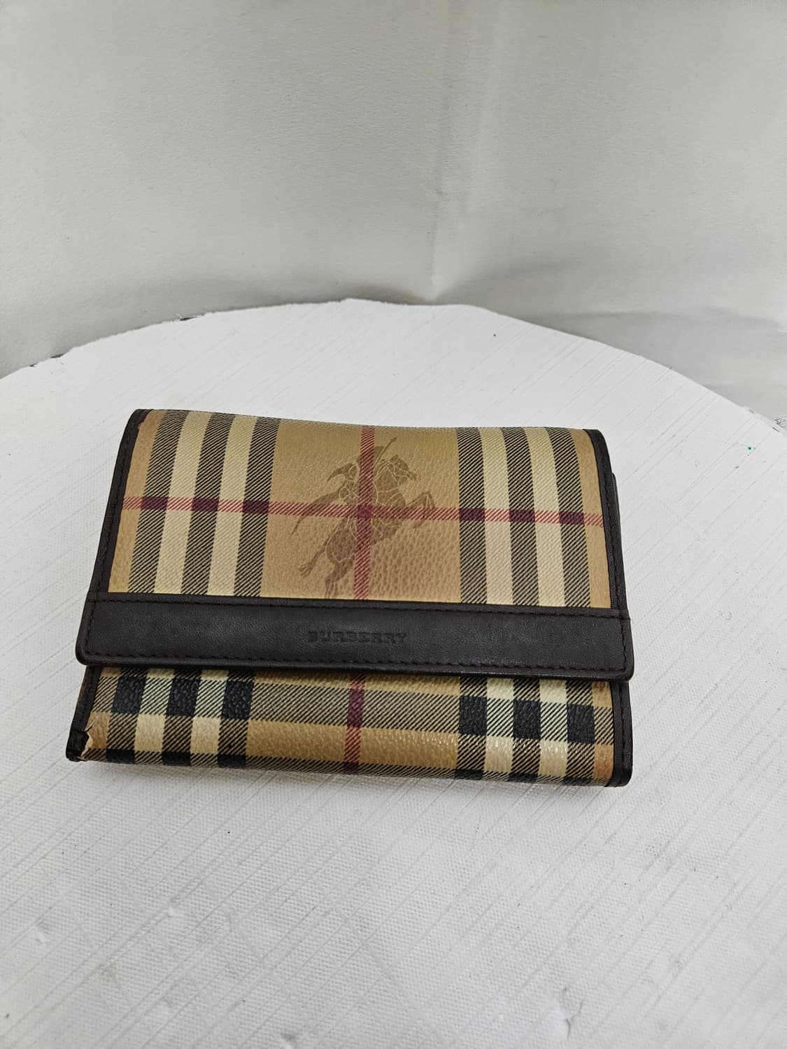 버버리 베이지 지갑 상품이미지1
