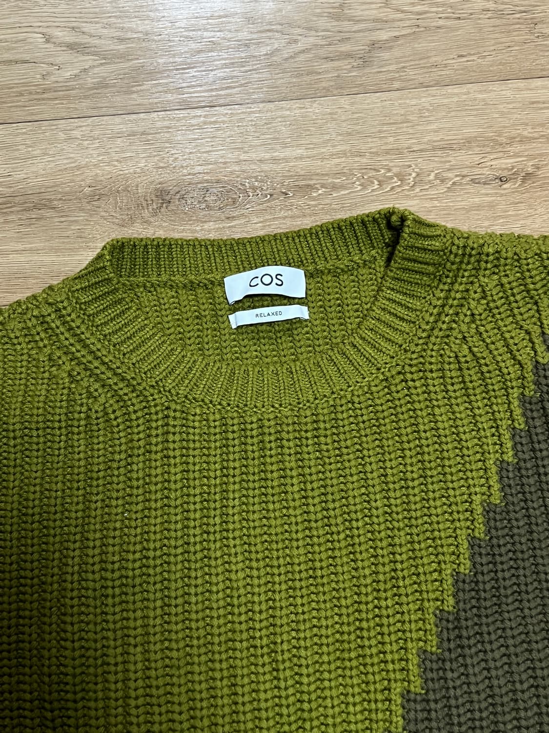 코스 투톤 니트 카키 M 상품이미지2