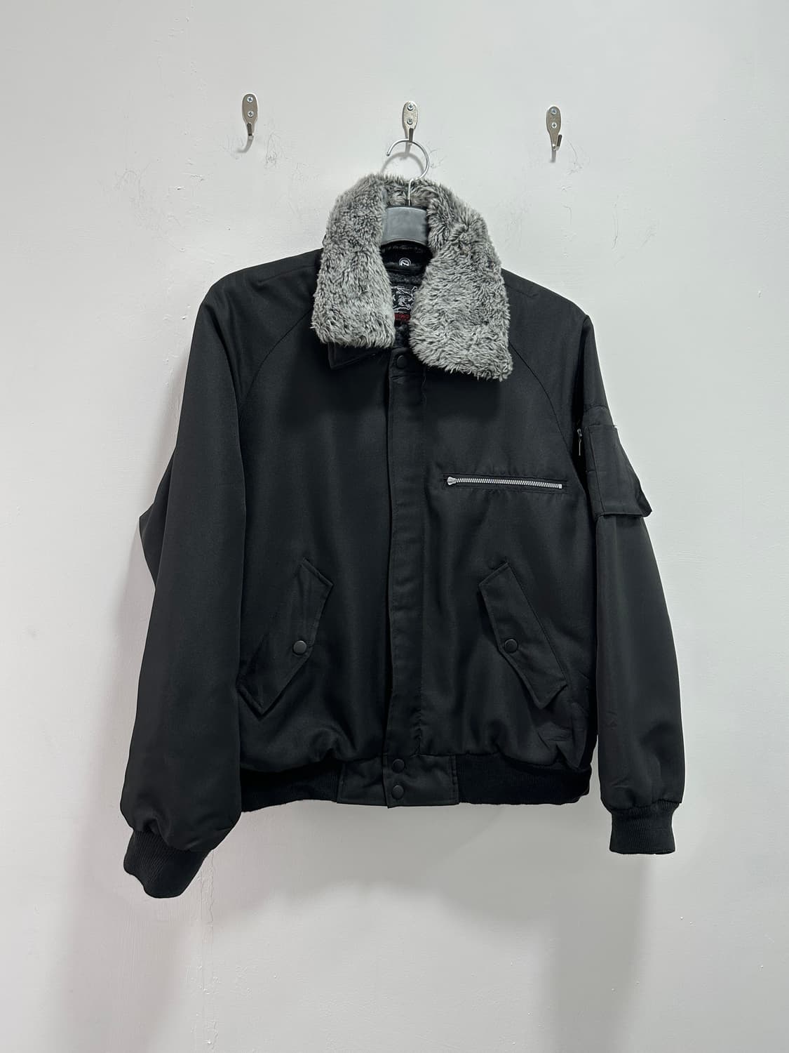 Howaitourufu gray fur bomber jacket 상품이미지3