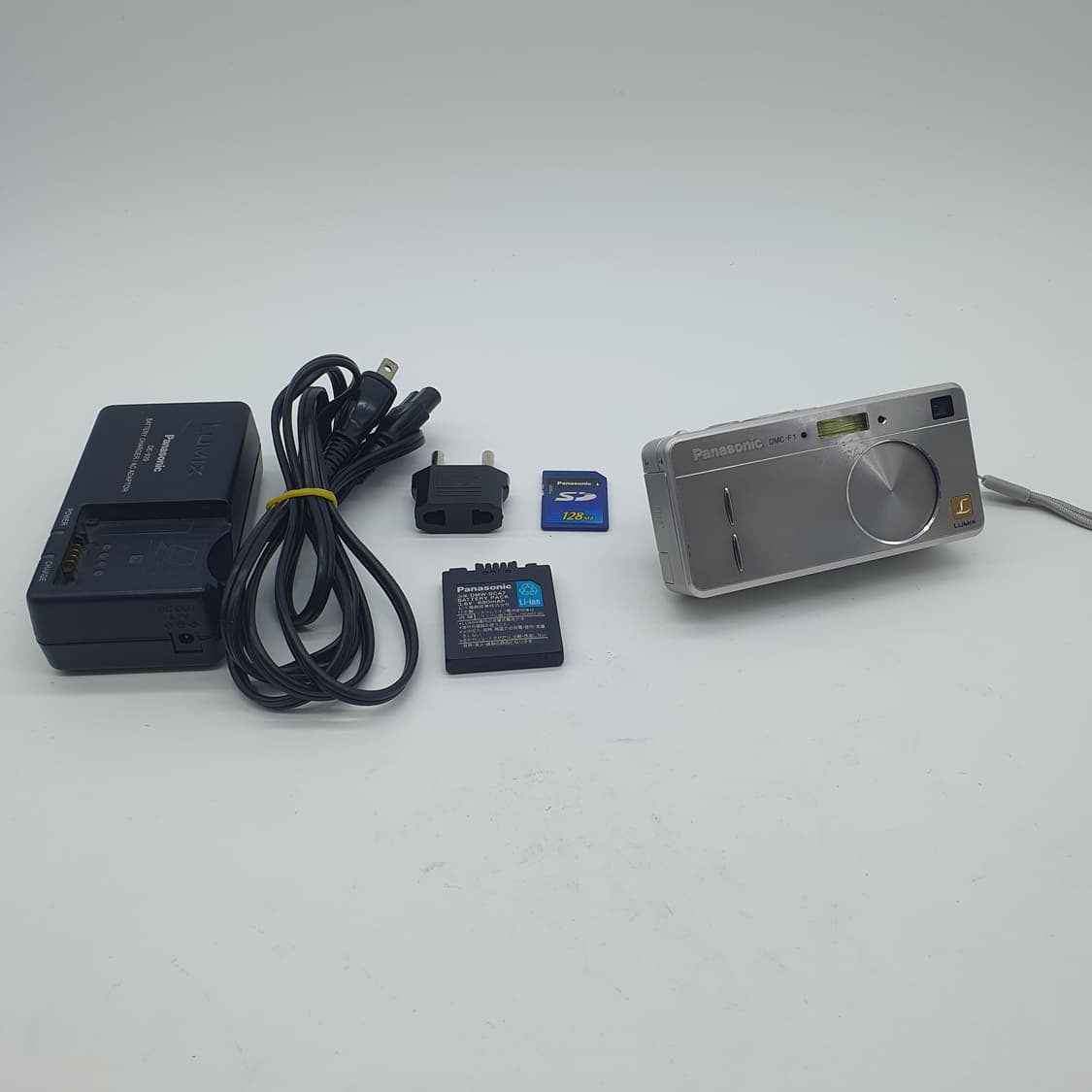 작례⭕️ 파나소닉 루믹스 DMC-F1 메탈실버✨ 빈티지 디카 디지털카메라 상품이미지10