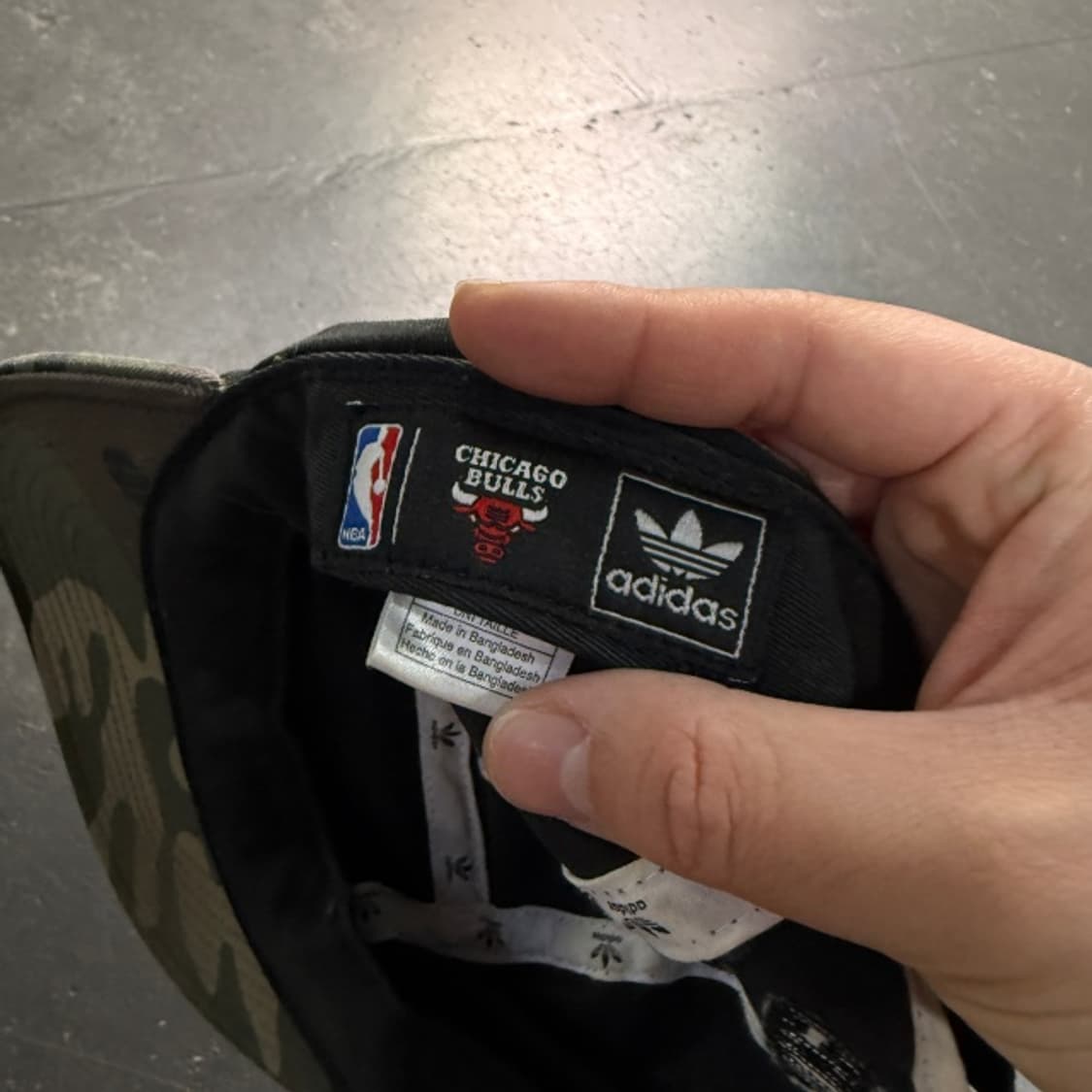 아디다스 시카고불스 카모 캠프캡 상품이미지4