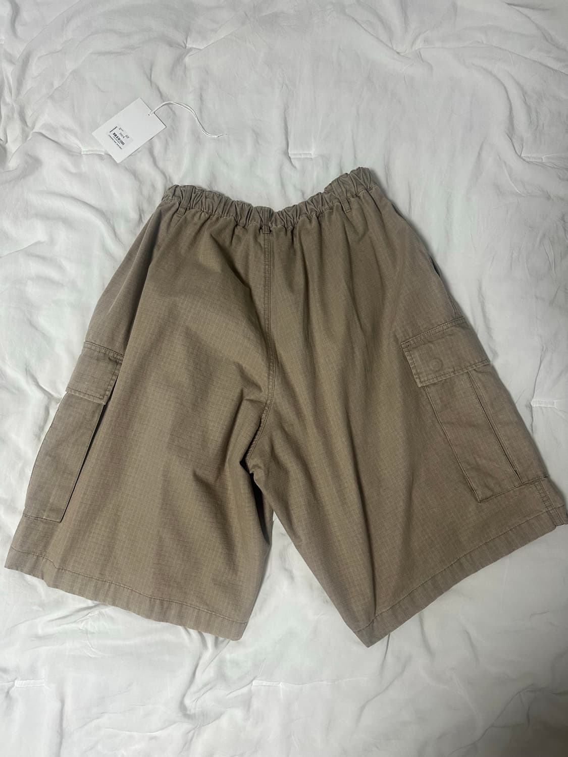 [48] 아크네 립스탑 카고 버뮤다 쇼츠 베이지 상품이미지2
