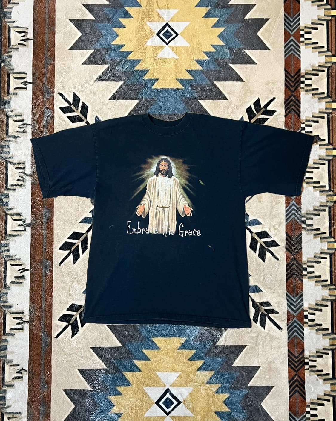 00’s Jesus Embrace His Grace Shirt 상품이미지2