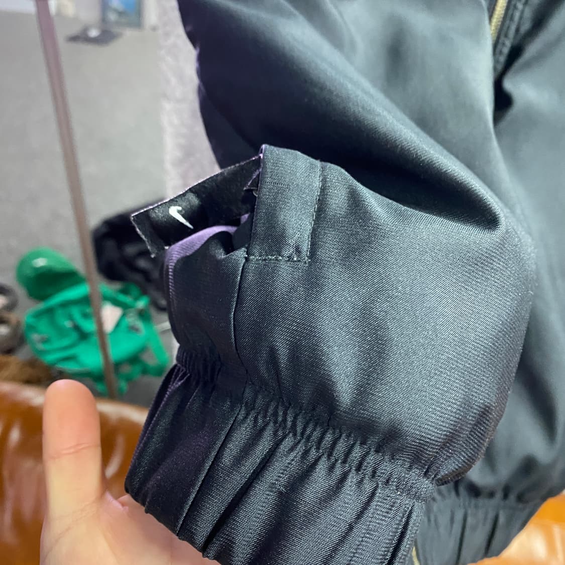 나이키 NRG 솔로스우시 사틴 봄버 블랙자켓B4346 상품이미지5