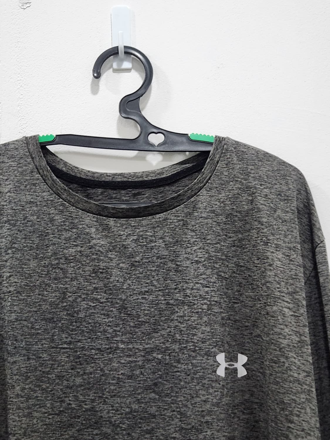 [115] 언더아머 기능성 긴팔 티셔츠 그레이 115 남성 상품이미지3