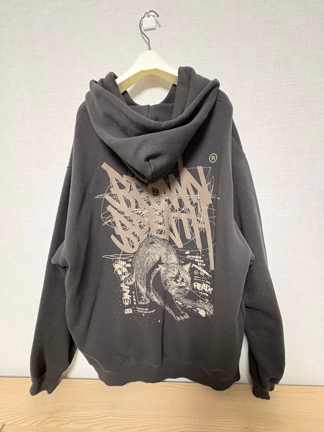 브라운브레스 후드티 상품이미지2